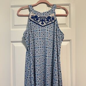 Perseption Concept sleeveless blue and cream maxi dress. Size XL.